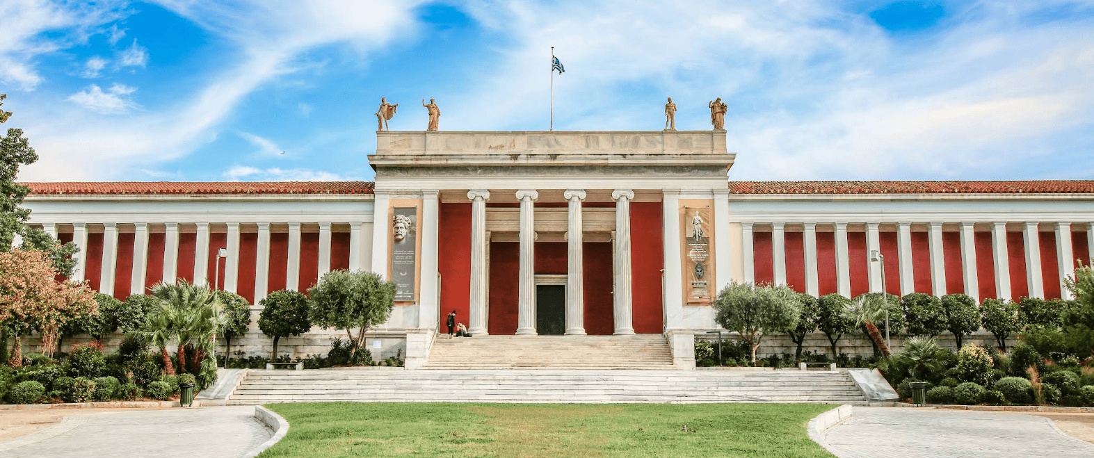 apopsi-tou-ethnikou-arxaiologikou-mouseiou-yfistameni-katastasi-min