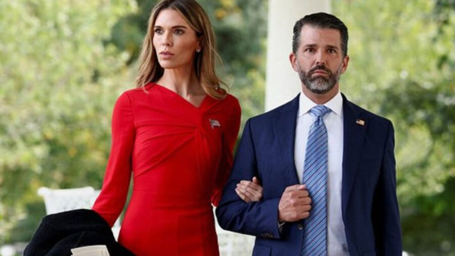 Αρραβωνιάστηκε ο γιος του Ντόναλντ Τραμπ, Τζούνιορ, με τη Μπετίνα Άντερσον