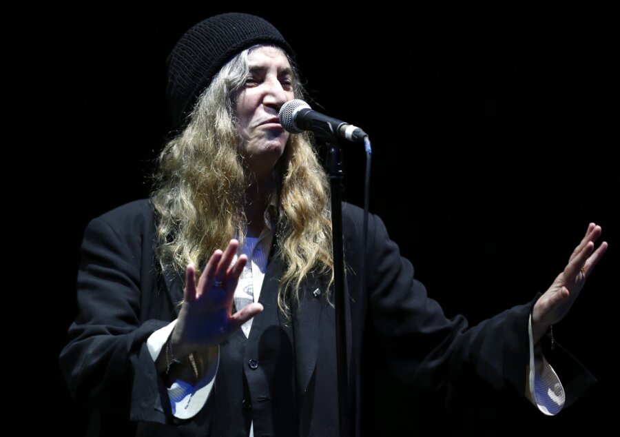Brazil Patti Smith Collapse