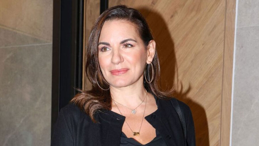 Όλγα Κεφαλογιάννη: Μετακομίζει σε νέο σπίτι με τα δίδυμα παιδιά της ένα χρόνο μετά το διαζύγιο από τον Μίνωα Μάτσα