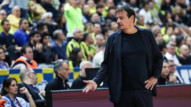 Άνοια: Γιατί δεν πρέπει κανένας να μείνει μόνος αυτές τις γιορτές