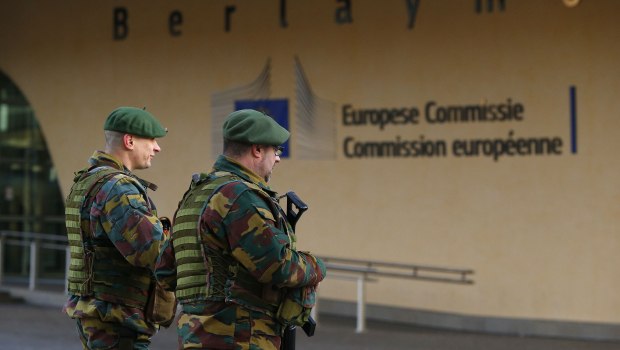 Υπέρ της δημιουργίας «στρατιωτικού Σένγκεν» για ενδεχόμενη ρωσική επίθεση τάσσεται το Ευρωκοινοβούλιο