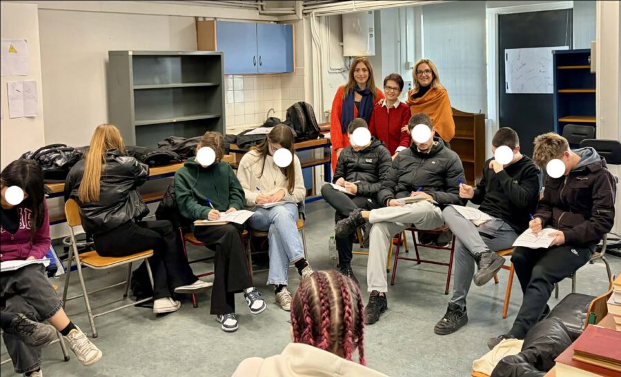 3035463c-3937-4ce6-92a3-49f9afd697e8-v