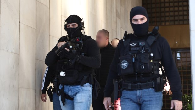 Φοινικούντα: Στο «μικροσκόπιο» ο ρόλος της συντρόφου του ανιψιού στο διπλό φονικό