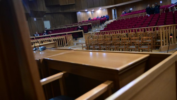 Υποκλοπές: Ζητήθηκε βίαιη προσαγωγή μαρτύρων που δεν προσήλθαν για κατάθεση στη δίκη