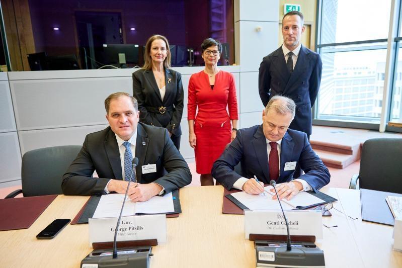 ΑΑΔΕ: Συμφωνία Ελλάδας – Αλβανίας για τους «Πράσινους Διαδρόμους»