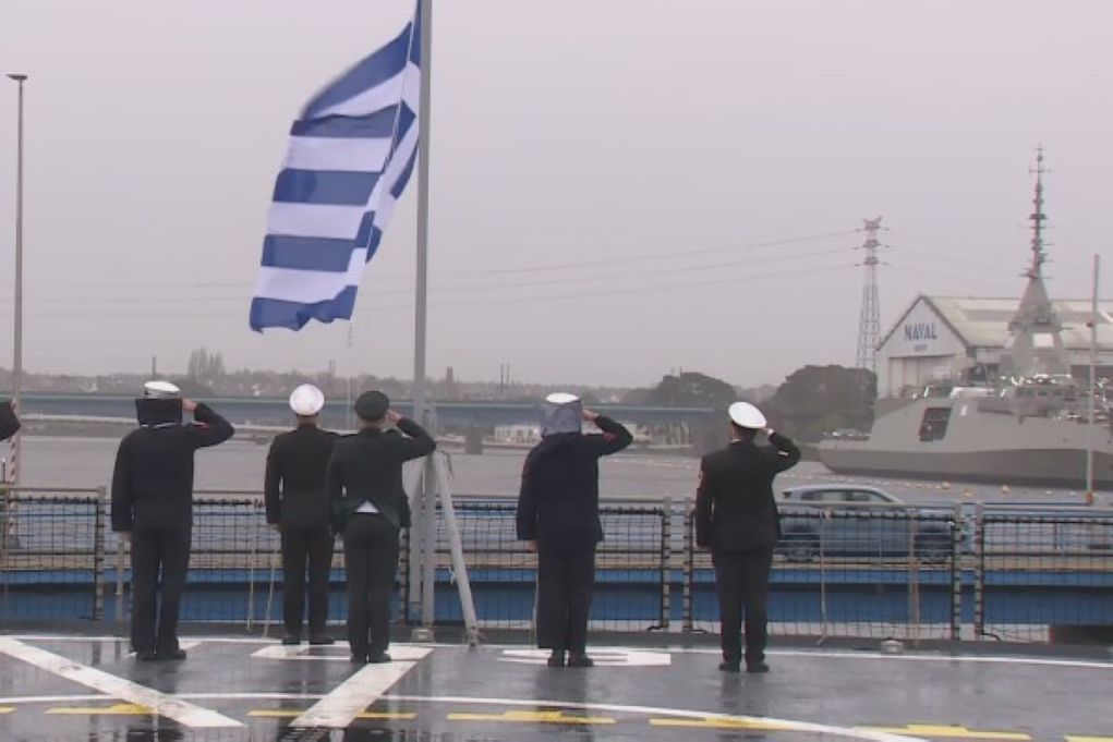 H τελετή ονοματοδοσίας και ύψωσης της ελληνικής σημαίας στη φρεγάτα FDI HN «Κίμων»