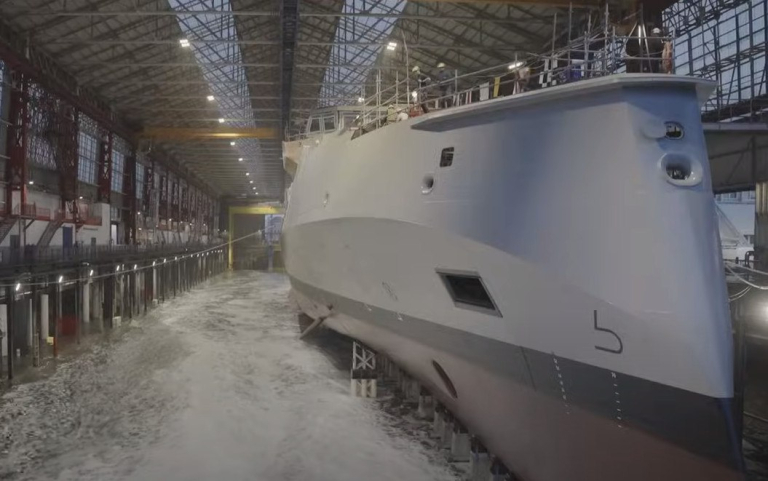 Γαλλία: Δείτε live την τελετή ονοματοδοσίας στη φρεγάτα «Κίμων»