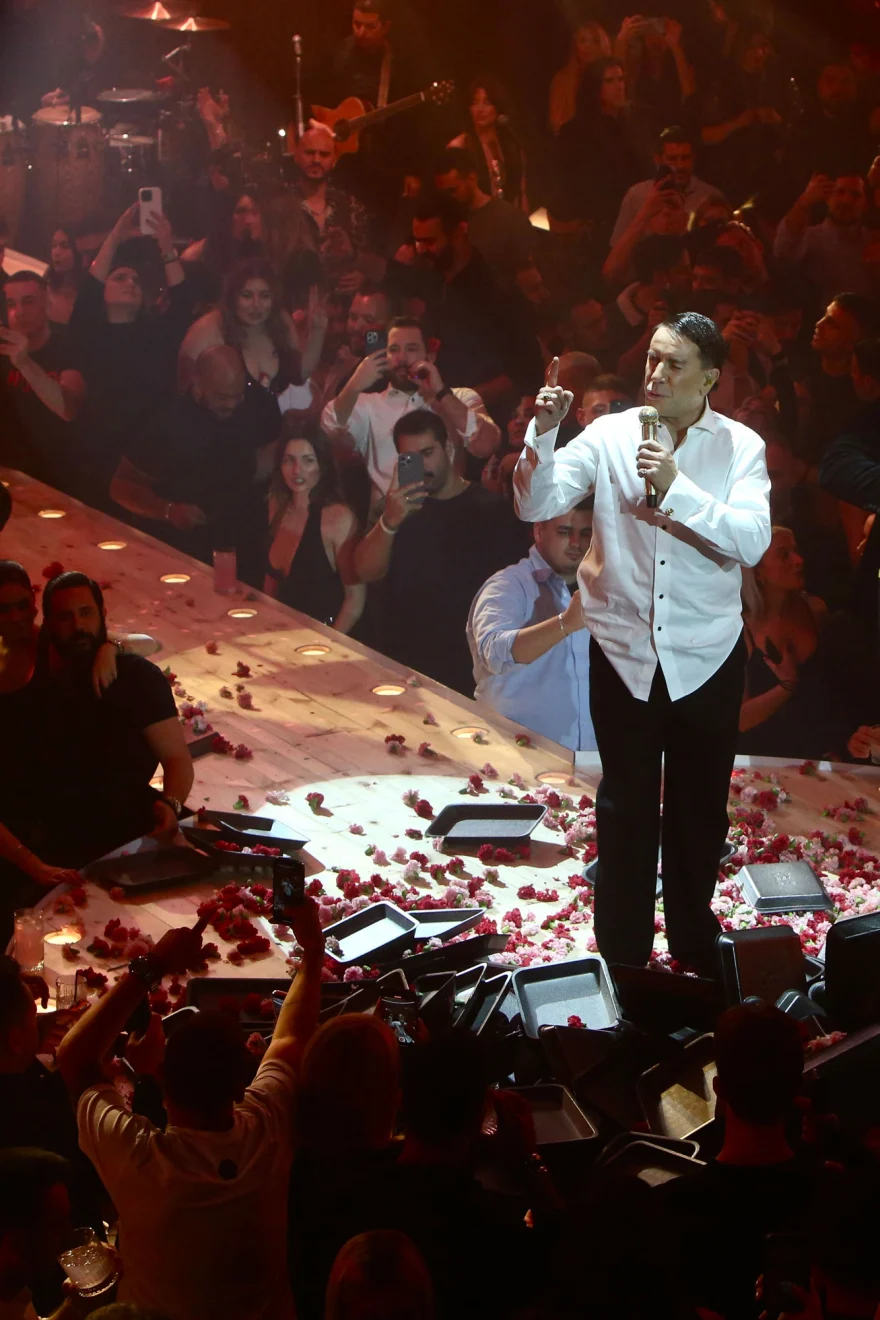 Η αντίδραση Μαζωνάκη στην πρεμιέρα για τις καταγγελίες περί σεξουαλικής παρενόχλησης