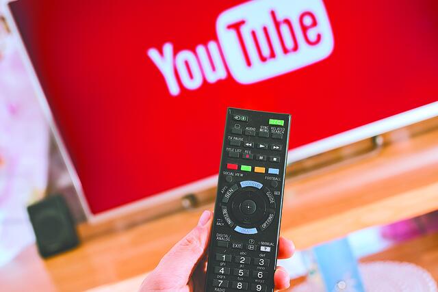YouTube σε smart TV