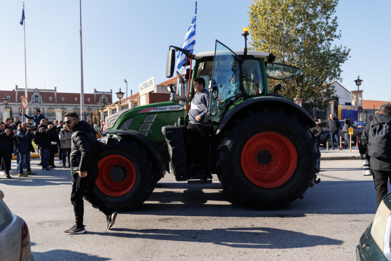 Στην ΕΕ και την ΚΑΠ ρίχνει την ευθύνη για τα ανικανοποίητα αιτήματα των αγροτών η κυβέρνηση