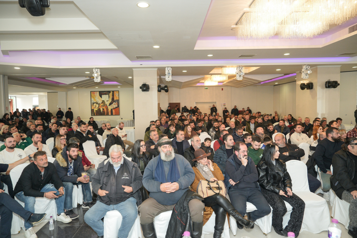 Αγρότες: Με νέα μπλόκα απαντούν στις απειλές και τον προσχηματικό διάλογο της κυβέρνησης - Έκλεισαν τα Μάλγαρα