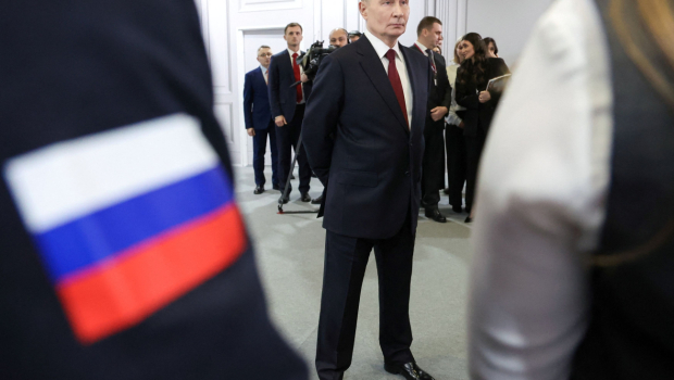 Πούτιν: Δηλώνει ότι θα εξετάσει την υπόθεση του Γάλλου Λοράν Βινατιέ που είναι φυλακισμένος στη Ρωσία