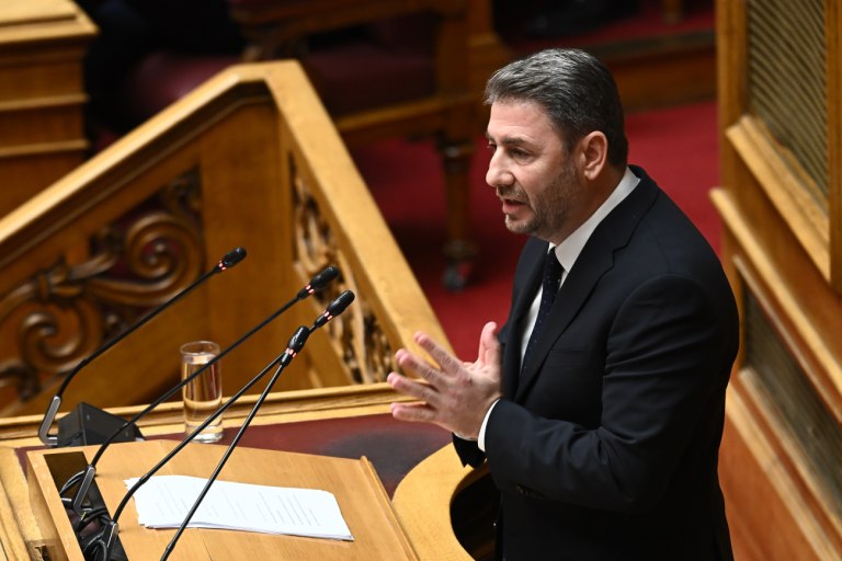 Το ΠΑΣΟΚ και ο Ανδρουλάκης μεταξύ δημοσκοπήσεων, Βενιζέλου και Τσίπρα