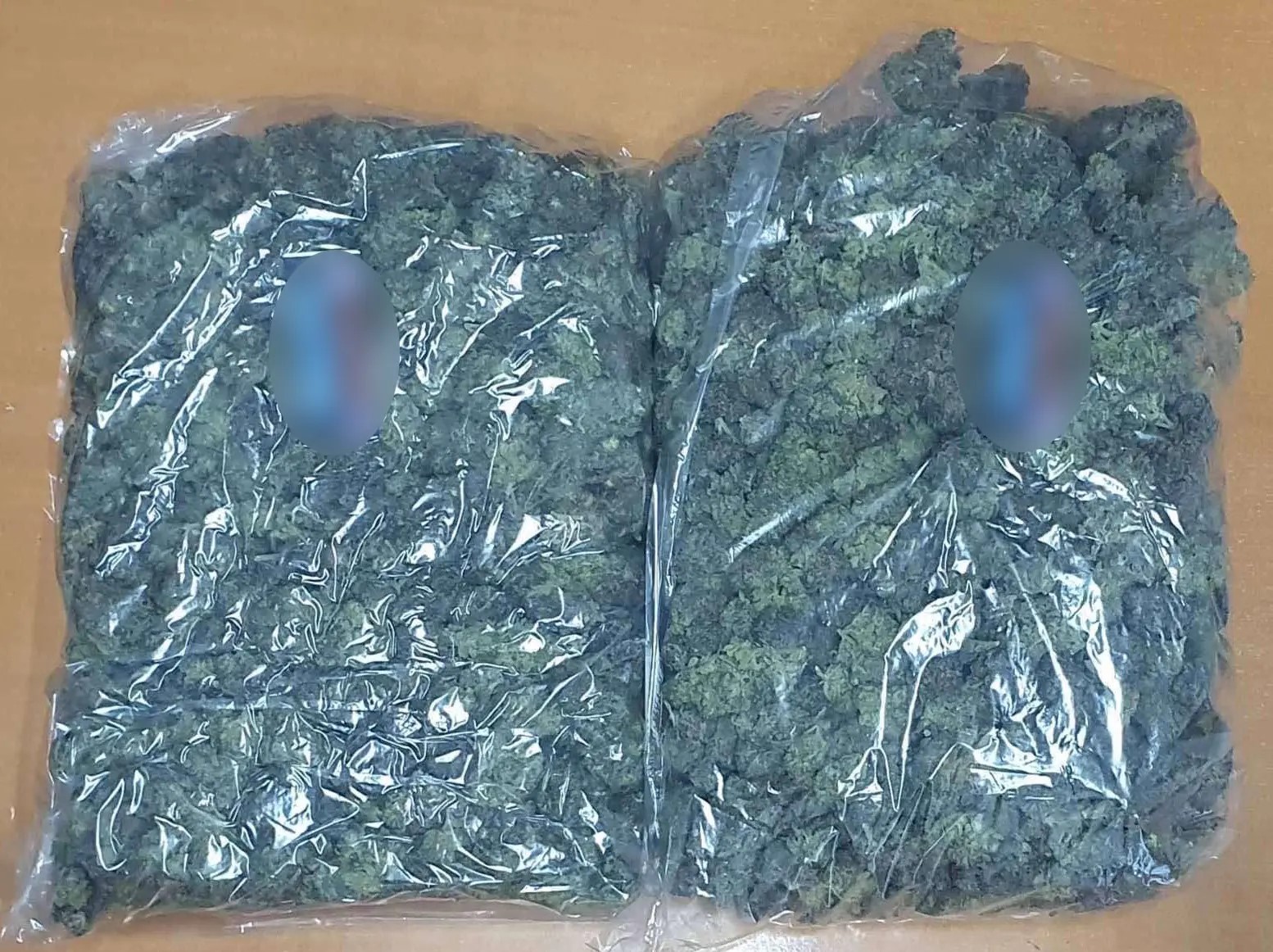 Βούλα: Χειροπέδες σε διακινητή ναρκωτικών - Είχε στην κατοχή του ακατέργαστη κάνναβη 69 κιλών