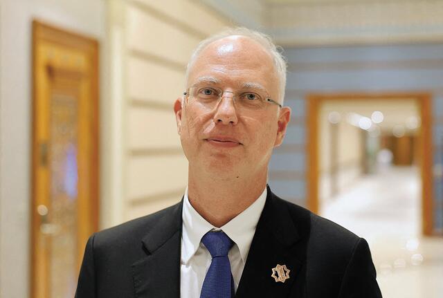 Στο Μαϊάμι έφτασε ο απεσταλμένος της Μόσχας Ντμίτριεφ: Θα πραγματοποιήσει συνομιλίες  με Γουίτκοφ και Κούσνερ