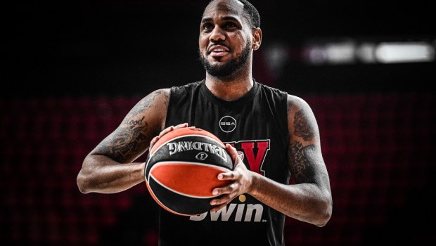 Ντεμπούτο για τον Μόρις στον Ολυμπιακό: Η 12άδα με τον Κολοσσό