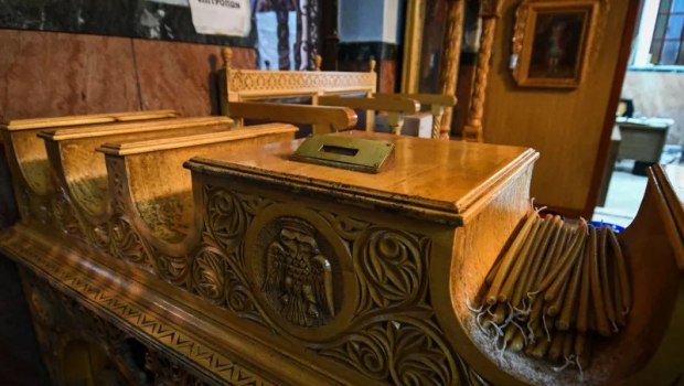 Καλαμάτα: Συνελήφθησαν δύο νεαροί για κλοπές σε εκκλησίες και αυτοκίνητα - Αφαίρεσαν τάματα μεγάλης αξίας