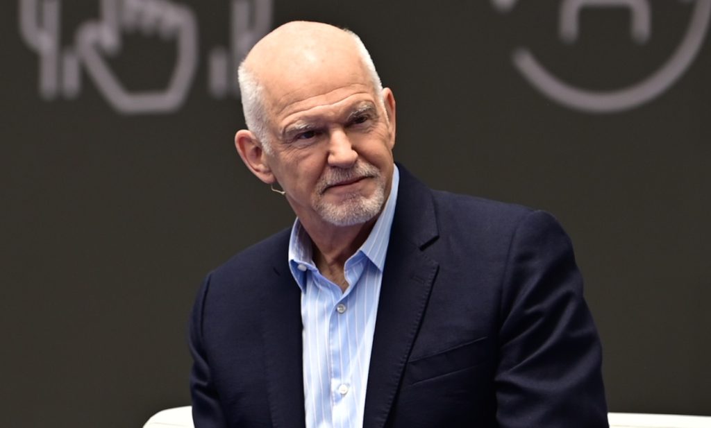 Γ. Παπανδρέου: «Σταδιακή υπονόμευση της δημοκρατίας και του κράτους δικαίου», η έφοδος της ΑΑΔΕ στον Σύλλογο Συγγενών Θυμάτων των Τεμπών