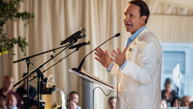 «Κόκκινο πανί» για τη Δανία ο άνθρωπος του Τραμπ στη Γροιλανδία