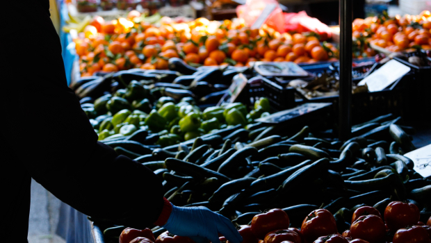 Εορταστικό ωράριο: Πώς θα λειτουργήσουν οι λαϊκές αγορές