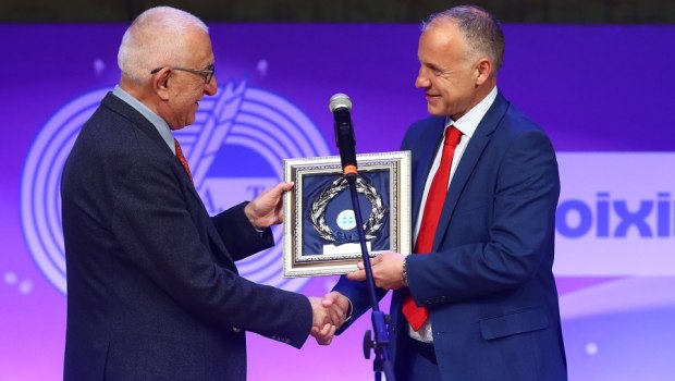 Βραβεία ΠΣΑΤ: Τιμήθηκε ο Ολυμπιακός για τα 100 χρόνια αθλητικής και κοινωνικής προσφοράς (vid)