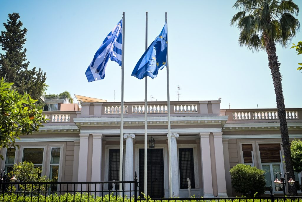 Ανασχηματισμός γενικών γραμματέων ενόψει εθνικής κάλπης