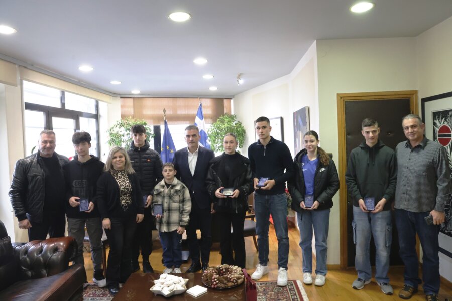 vraveysi-texnes-epistimes-athlimata-2