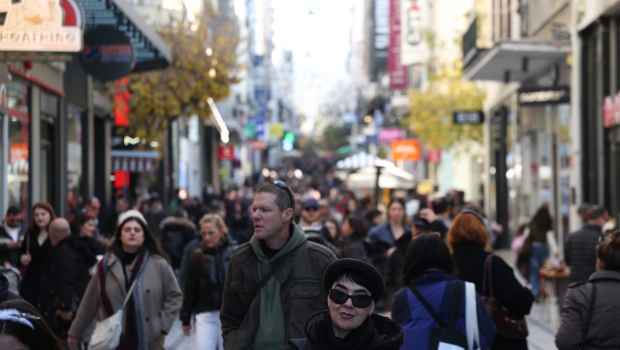 Παραμονή Χριστουγέννων: Ποιες ώρες θα είναι ανοιχτά εμπορικά καταστήματα και σούπερ μάρκετ