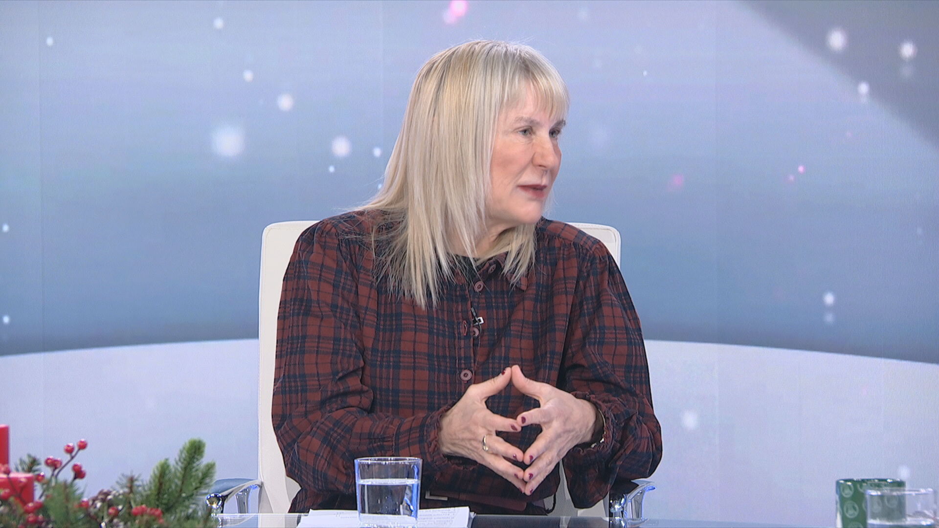 syndeseis-2025-12-25-04-59-45-frame-332558