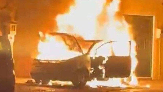 Κέρκυρα: Σταυρόλεξο για δυνατούς λύτες ο εμπρησμός αυτοκινήτων επιχειρηματία