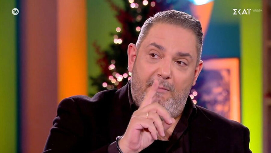 Ο Στέλιος Διονυσίου τραγούδησε a cappella Σάκη Ρουβά - Το άγνωστο περιστατικό με τον πατέρα του