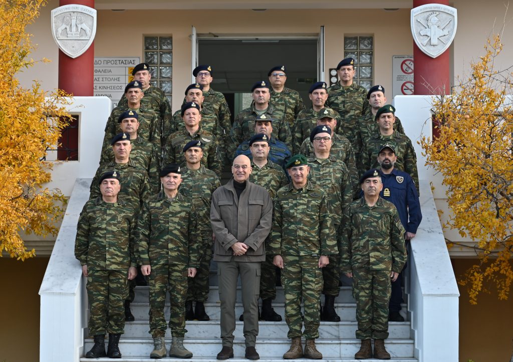 Νίκος Δένδιας στο στρατό