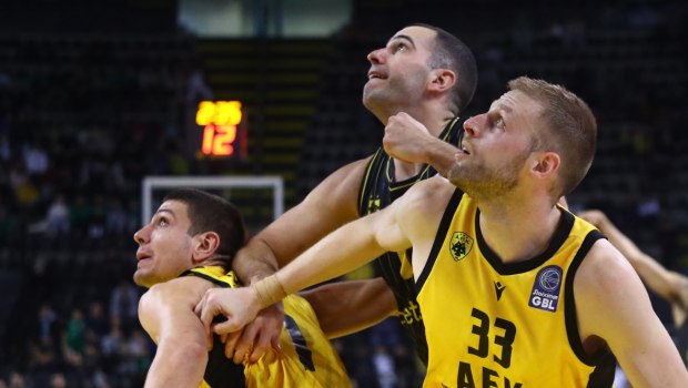 Magical thinking: Γιατί μια ευχή δεν αρκεί