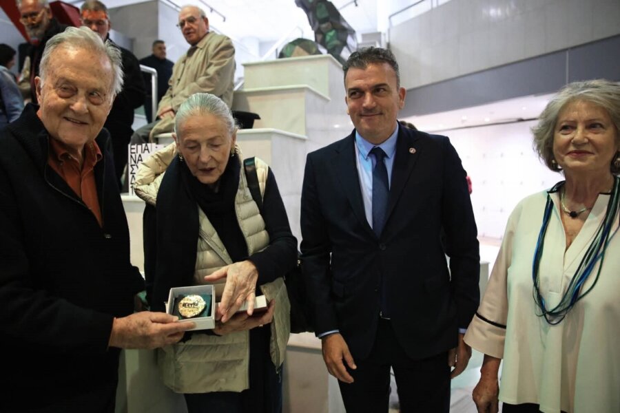 dimotiki-pinakothiki-katzourakis