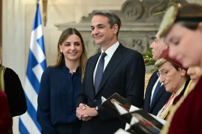 Κυριάκος Μητσοτάκης: Σπάνια κοινή εμφάνιση με την κόρη του, Σοφία στο Μέγαρο Μαξίμου