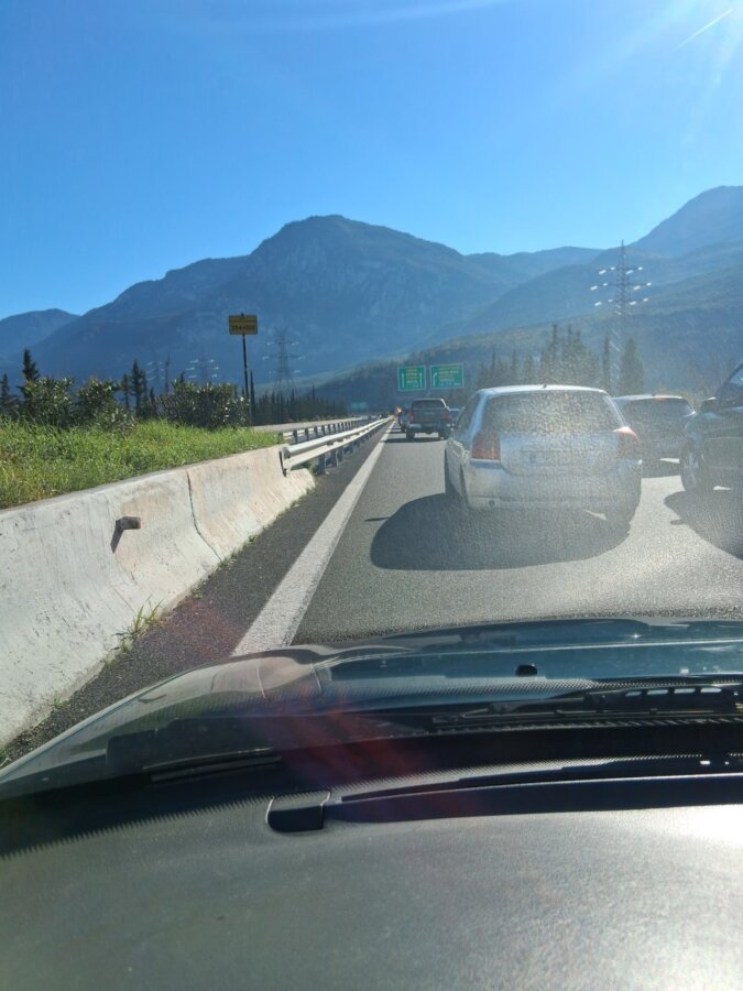 Από τα ανοιχτά μπλόκα των αγροτών στα αδιαπέραστα των αστυνομικών