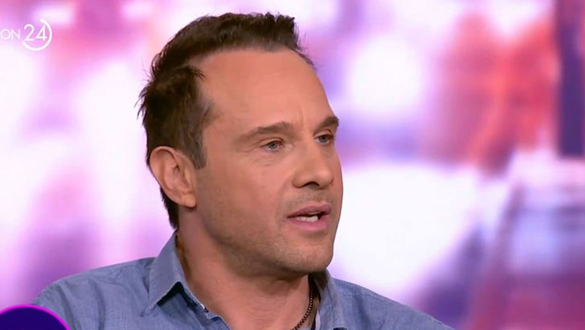 Μέμος Μπεγνής: «Δεν είμαι για γάμο, συγκατοίκηση ή ίδιο κρεβάτι»