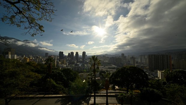 Εντολή στην Αστυνομία της Βενεζουέλας να συλλάβει όσους εμπλέκονται στην επίθεση των ΗΠΑ