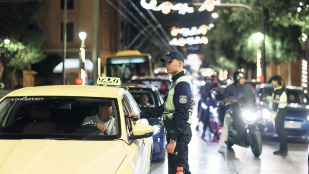 Πάνω από 40.000 παραβάσεις του Κ.Ο.Κ. την εορταστική περίοδο - Τι έδειξαν οι έλεγχοι