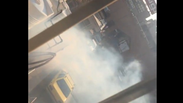 Ιράν: Ρίψη δακρυγόνων σε διαδηλωτές δίπλα σε νοσοκομείο - Εκτελέστηκε άνδρας με την κατηγορία της κατασκοπείας