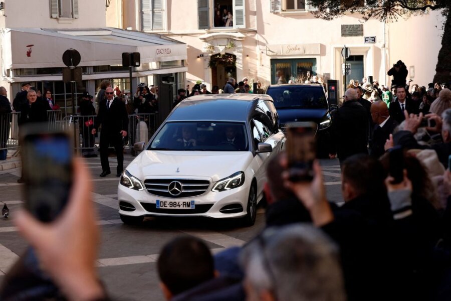 Κηδεία Μπριζίτ Μπαρντό Saint-Tropez
