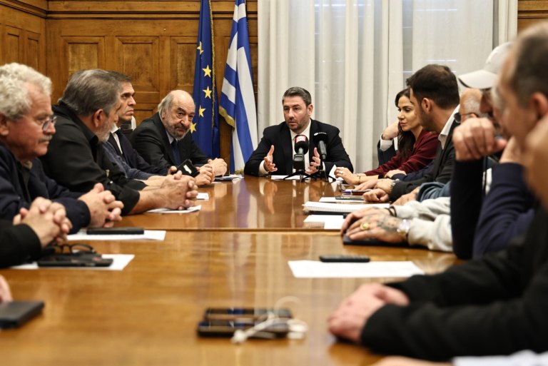 Εμείς είμαστε κάθετα απέναντι στην οριζόντια και άδικη φορολόγηση. Υπάρχουν σύγχρονοι τρόποι που μπορούμε να έχουμε ένα δίκαιο φορολογικό σύστημα