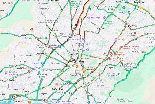 Τεράστιο μποτιλιάρισμα στον Κηφισό λόγω του σοβαρού τροχαίου