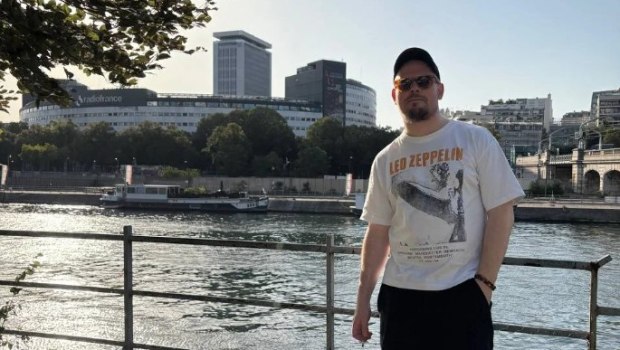 Παρίσι: Βουτιά θανάτου από ρώσο δημοσιογράφο που είχε βρει καταφύγιο στη Γαλλία - Τι εξετάζουν οι Αρχές