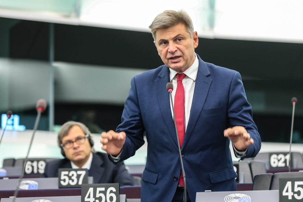 Πόσοι έφυγαν