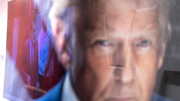 Τραμπ: «Ακύρωσα το δεύτερο κύμα επιθέσεων στη Βενεζουέλα» - Παραμένει ο αμερικανικός στόλος στην Καραϊβική