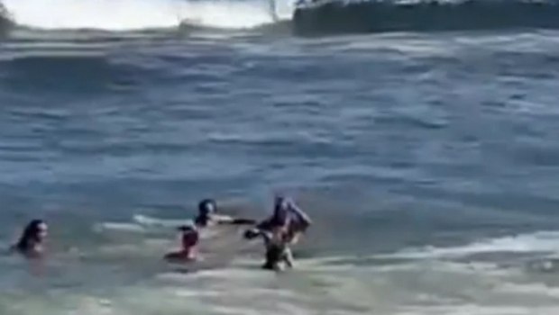 Κι όμως συμβαίνει- Πώς ξεπερνάμε τη μελαγχολία μετά τις γιορτές;