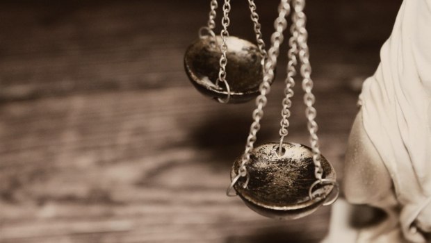 «Δυστυχώς δεν ήσασταν ειλικρινής»: Ασπίδα προστασίας του Ντάλλα στον Λαβράνο, αμνησία για την εξεταστική