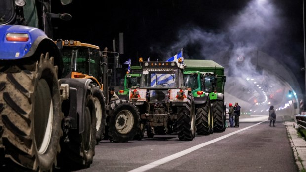 Κινητοποιήσεις αγροτών: Στο τραπέζι του διαλόγου μετά από εβδομάδες στα μπλόκα - Ανοίγουν οι δρόμοι, χωρίς να αποσύρονται τα τρακτέρ